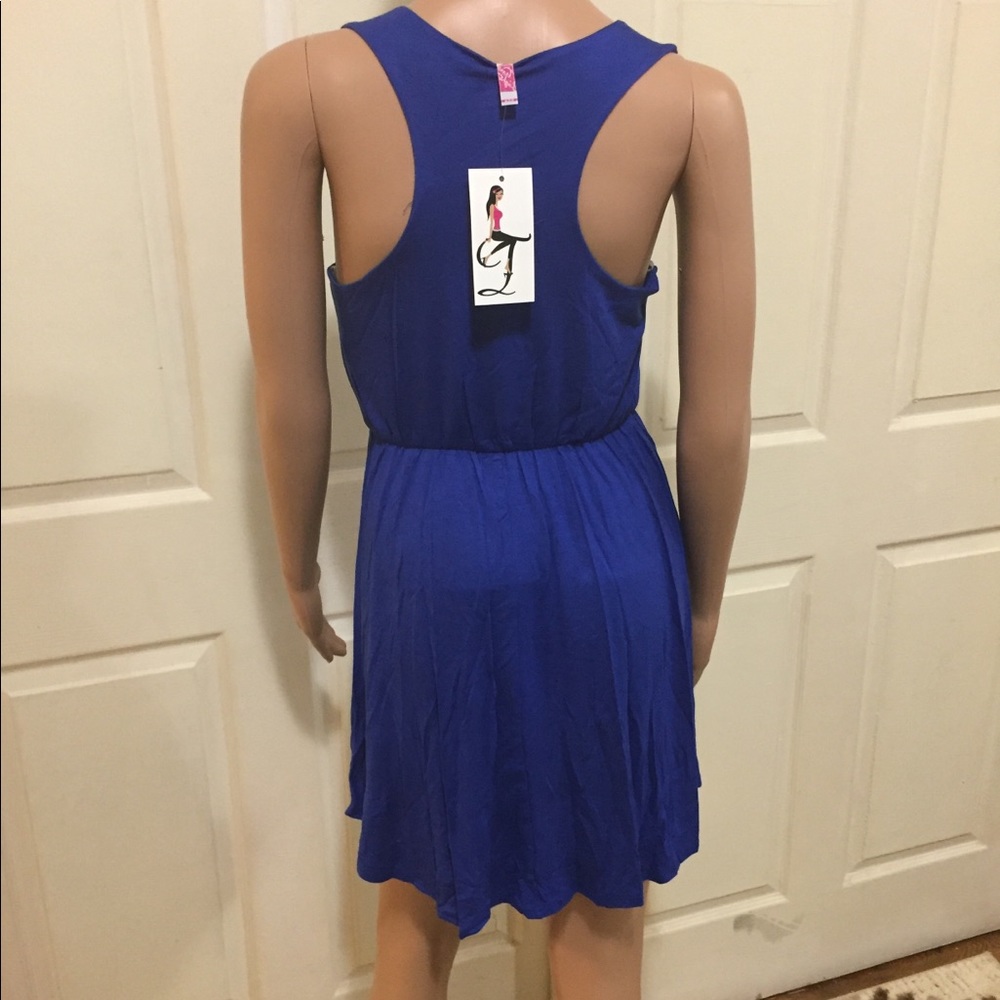 Mini dress - Picture 2 of 3